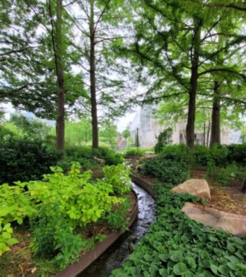 Guided Walking Tour through the Gardens